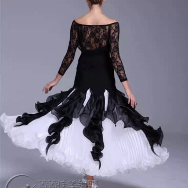 レーススリーブデザイントップス スイングプリーツスカート セットアップ ds0551