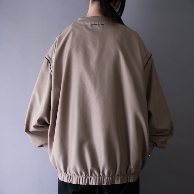 "3-way" sleeve zip joint design over silhouette pullover