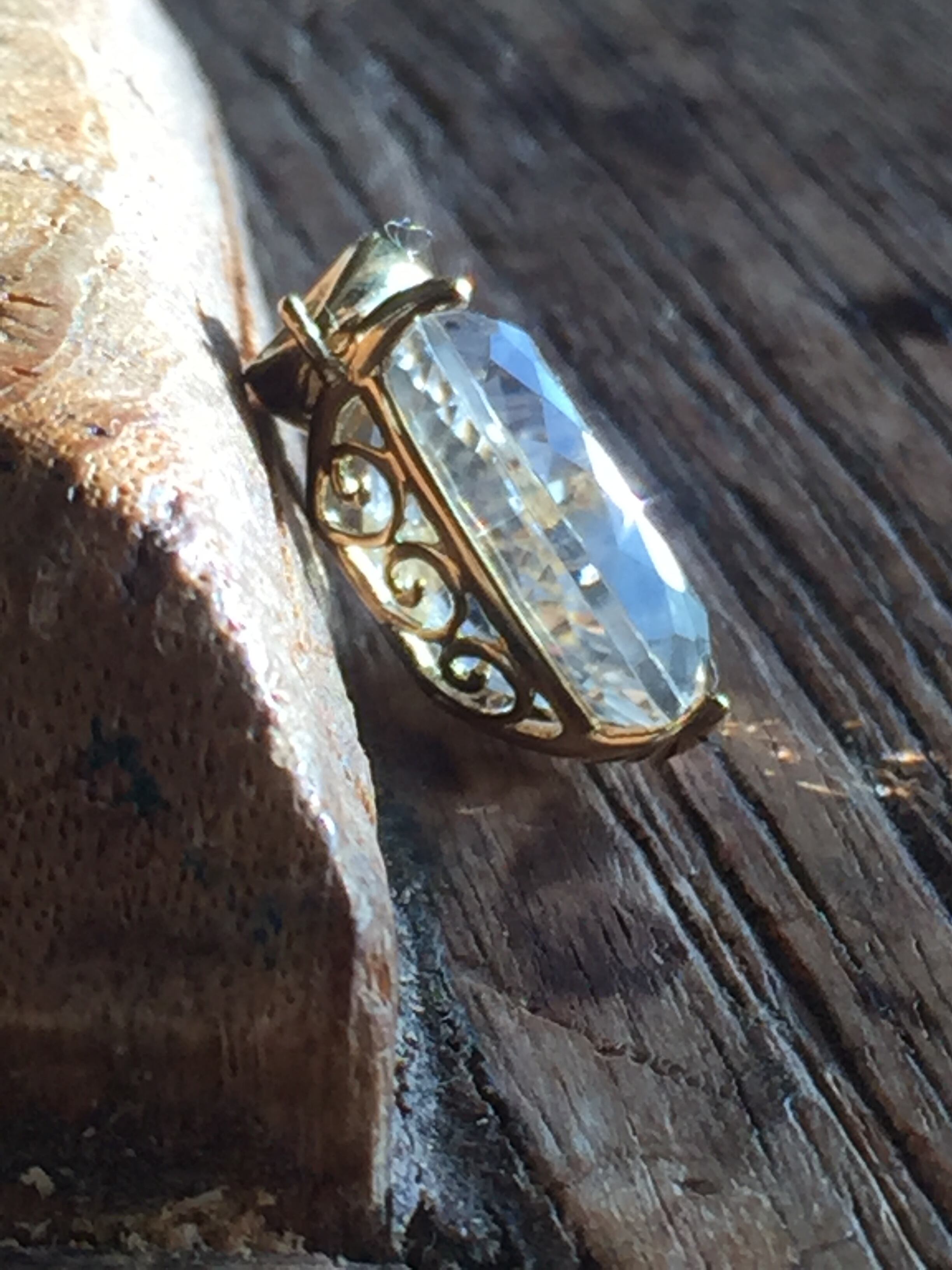 宝石質 水晶 ペンダント ゴールド枠 18KGF