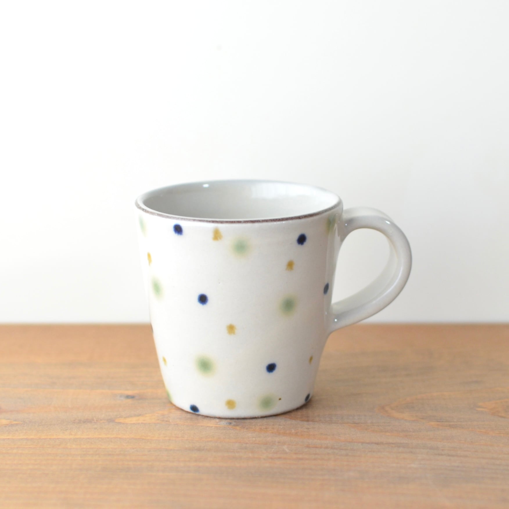 三彩水玉柄のスリムマグカップ | 陶器 工房o-gusuya (オーグスヤ