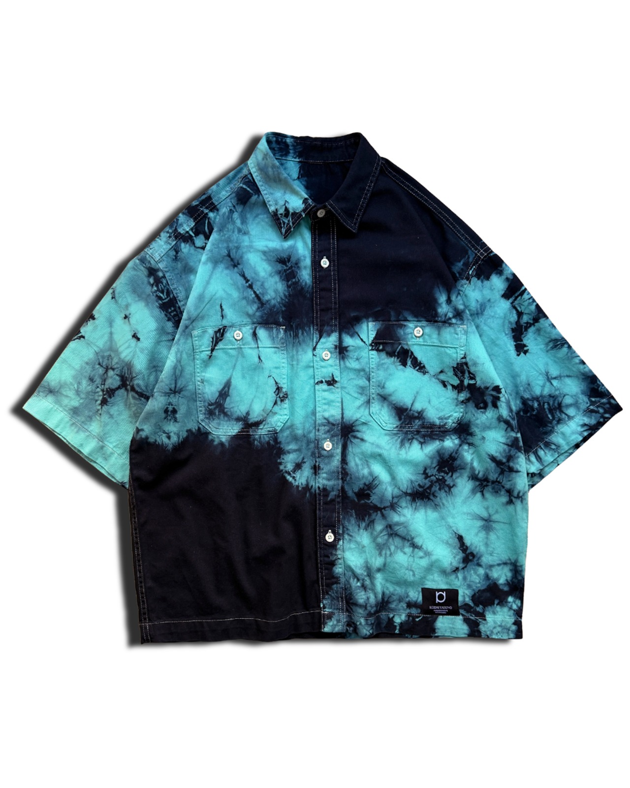 【2着限定販売 / 最短即日発送】黒染めタイダイデニムワークシャツ 水中写真