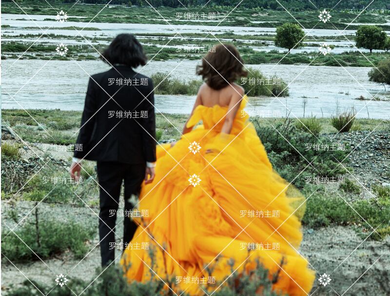 美品！カラードレス イエロー ソフトチュール 華やかなトレーン