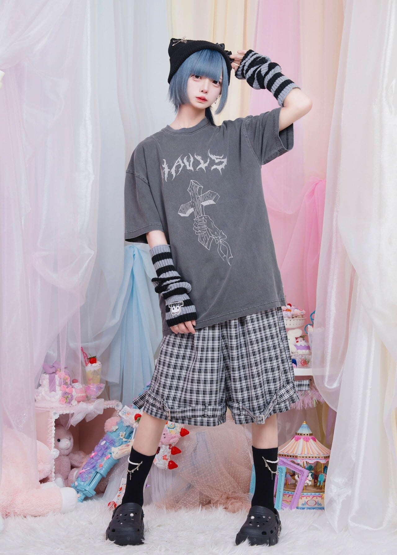 手も足も使えるやんけ！レッグウォーマー(グレー) | Hauls