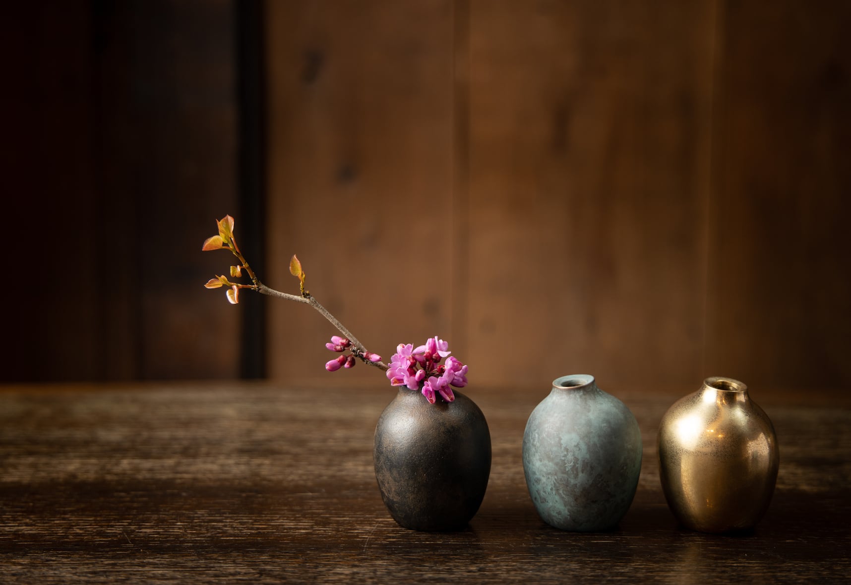 中国古美術・チベット収· 老蜜蝋純手作り・宝石掐糸多宝花瓶一対・蔵伝 