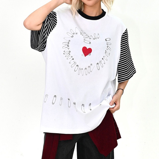 セーフティピンハートグラフィックビッグTシャツ 1col   R01693
