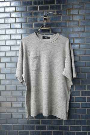 ensou.  Right-pocketed T-shirt