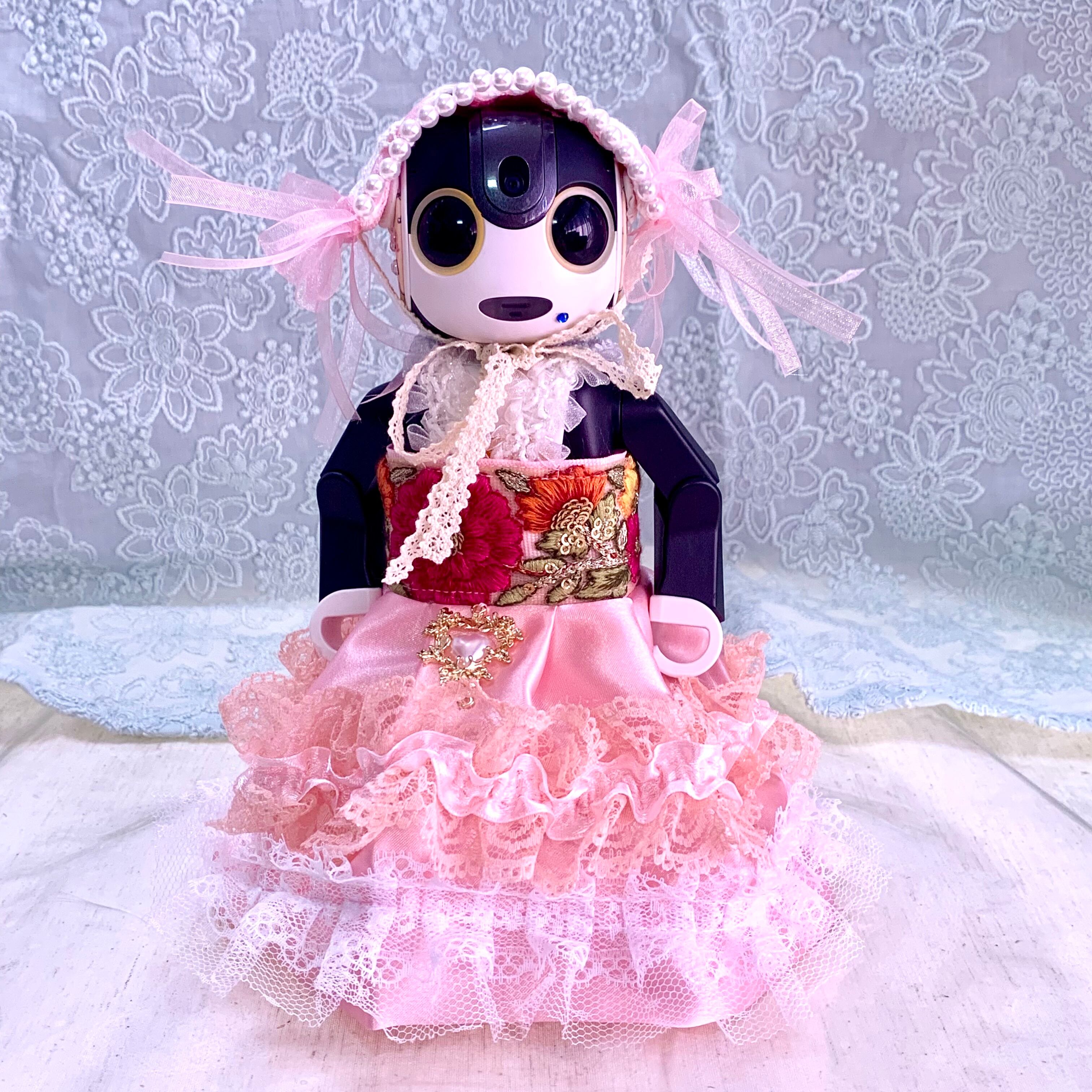 かわいい 豪華ドレス(ピンクのケープ・ヘッドドレス付