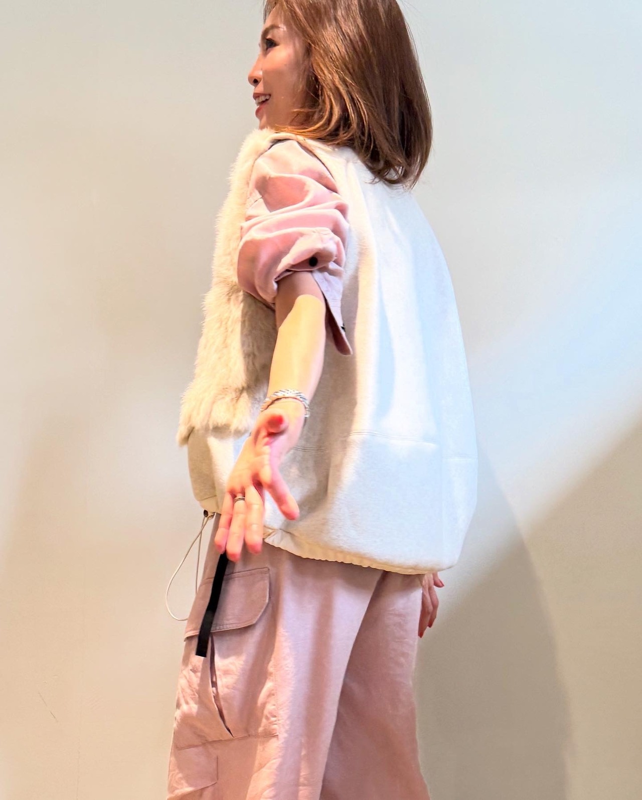 エイミーロウ　eimeelaw　Eimee Law　ファｰ&メルトンドロストコクーンベスト