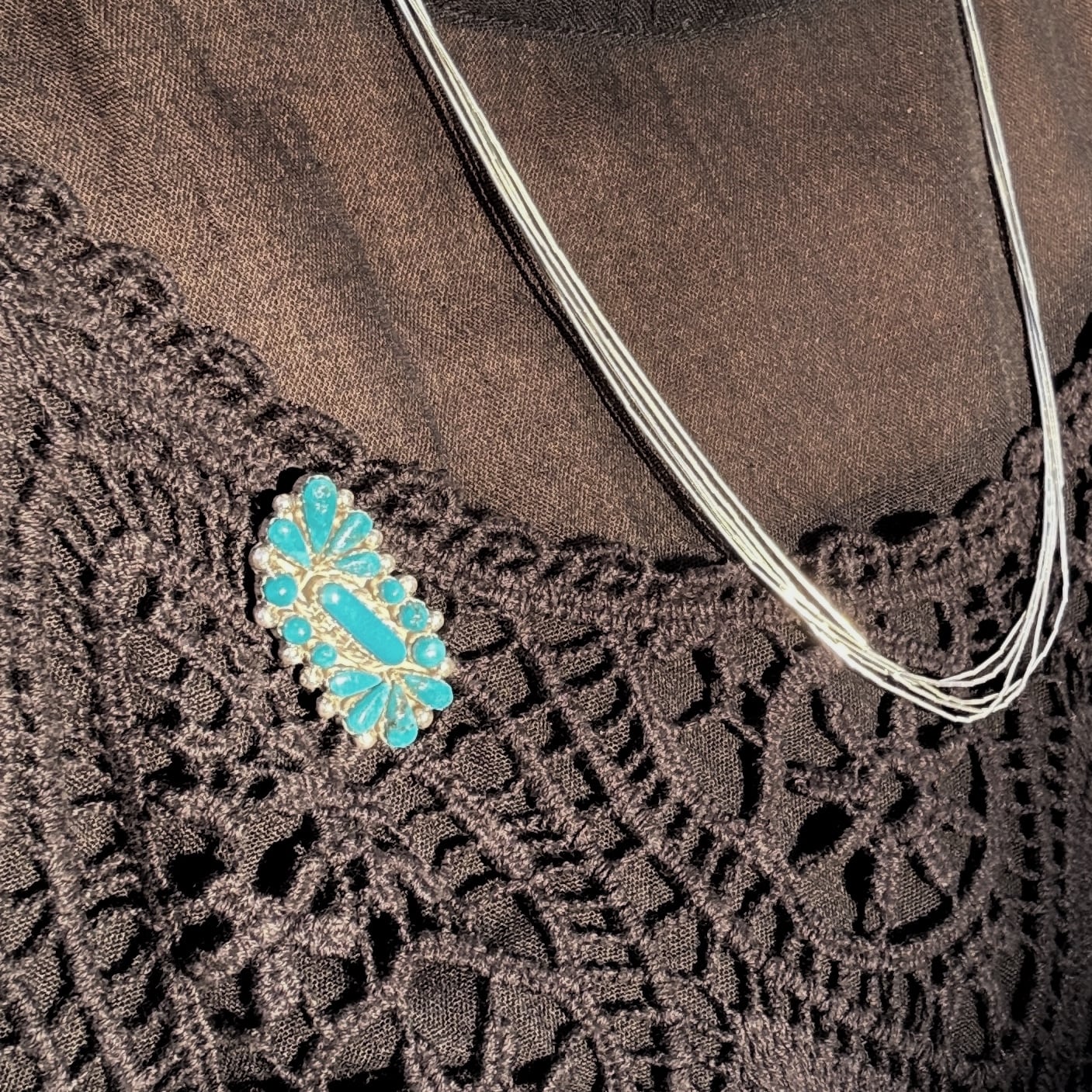 Navajo V@刻印　ターコイズ付きブローチ リザード最終値下げ Indian Jewelry》 ポイント フラワー ターコイズ ブローチ | 【公式