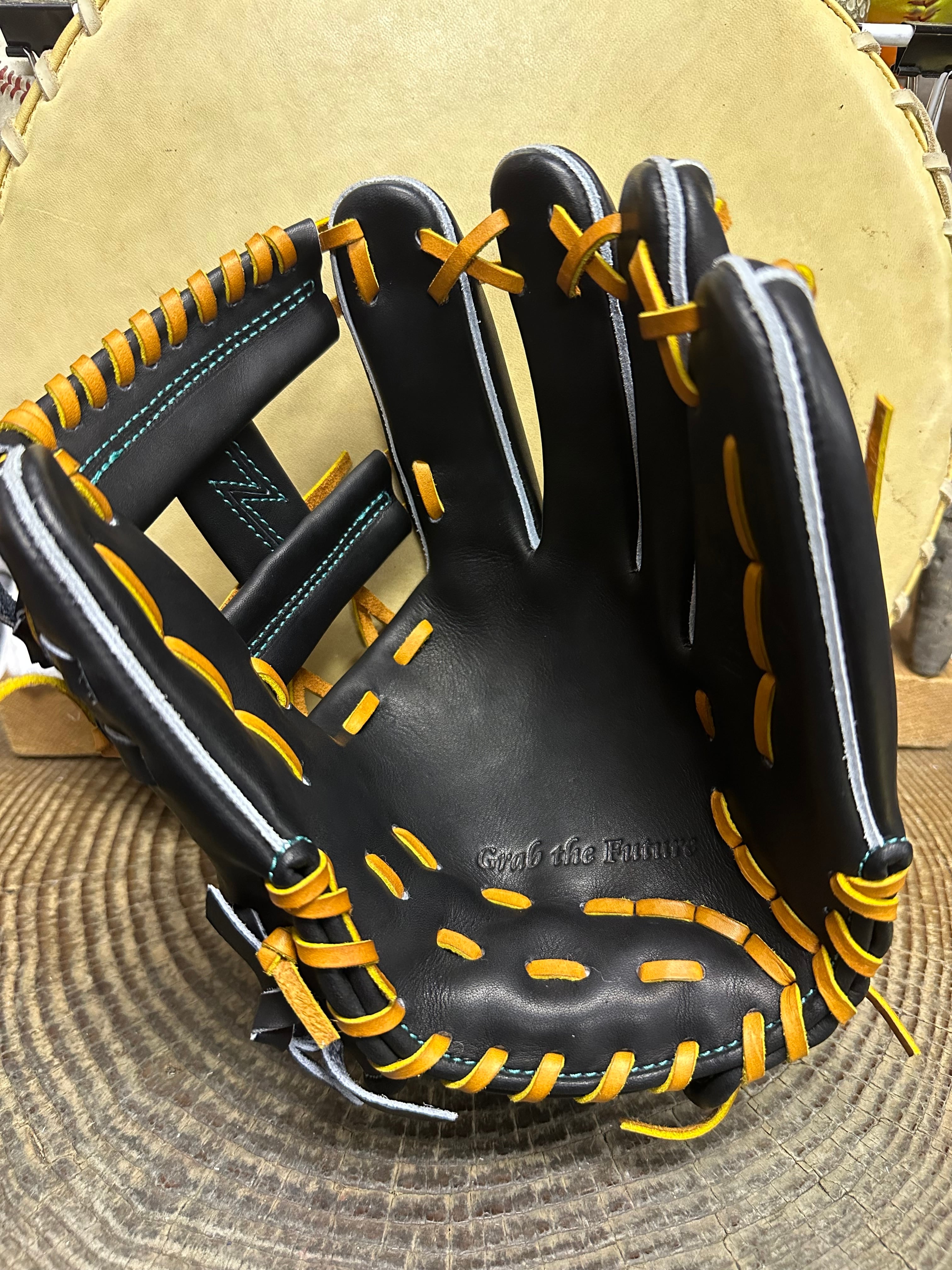 FIVE(ファイブ)硬式内野手用グローブ | カミスポーツ・プラス野球専門店