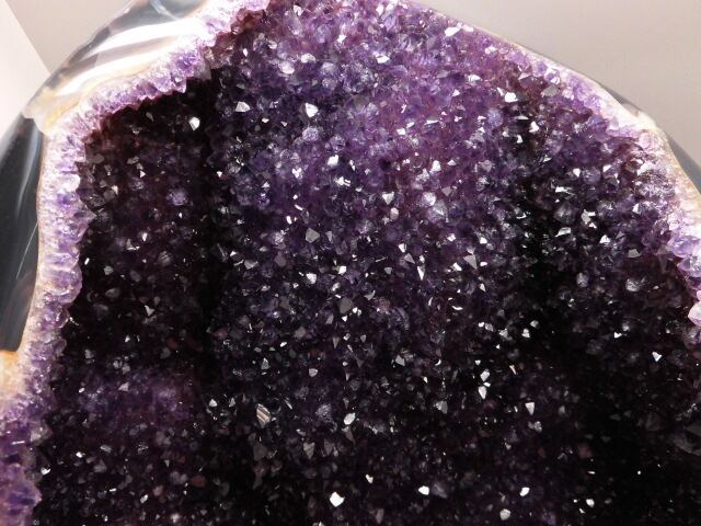 【送料無料】【高品質】【超美品】総高43cm ウルグアイ産　特大アメシスト