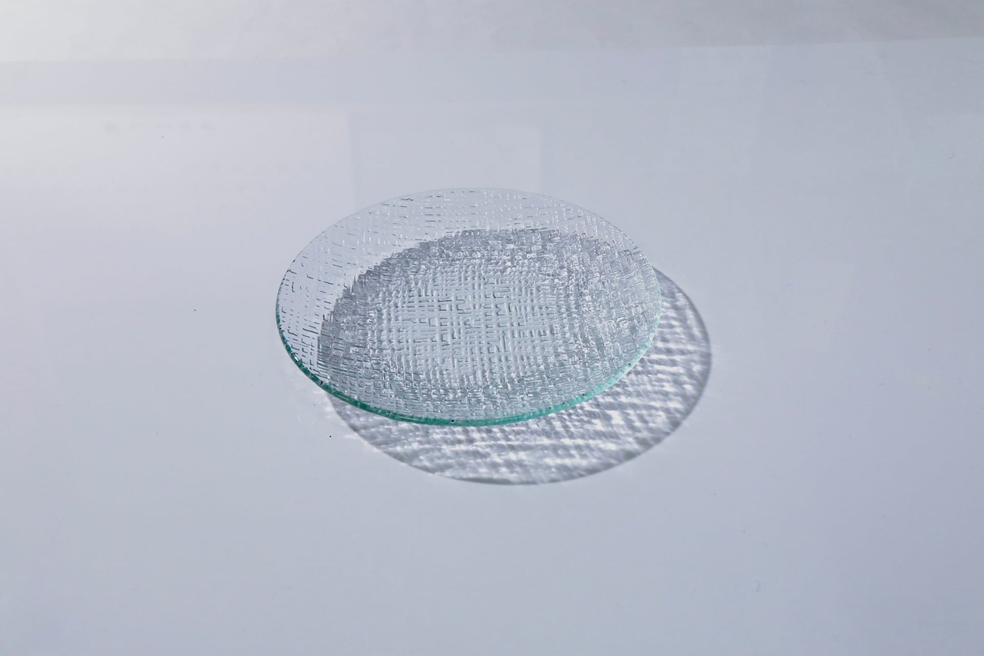 昭和型板ガラス「ており」 皿 円形 小(Φ120mm)