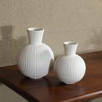 花瓶 フラワーベース プリーツ リブ おしゃれ モダン 北欧 インテリア 雑貨 陶器 一輪挿し デザイン シンプル ナチュラル