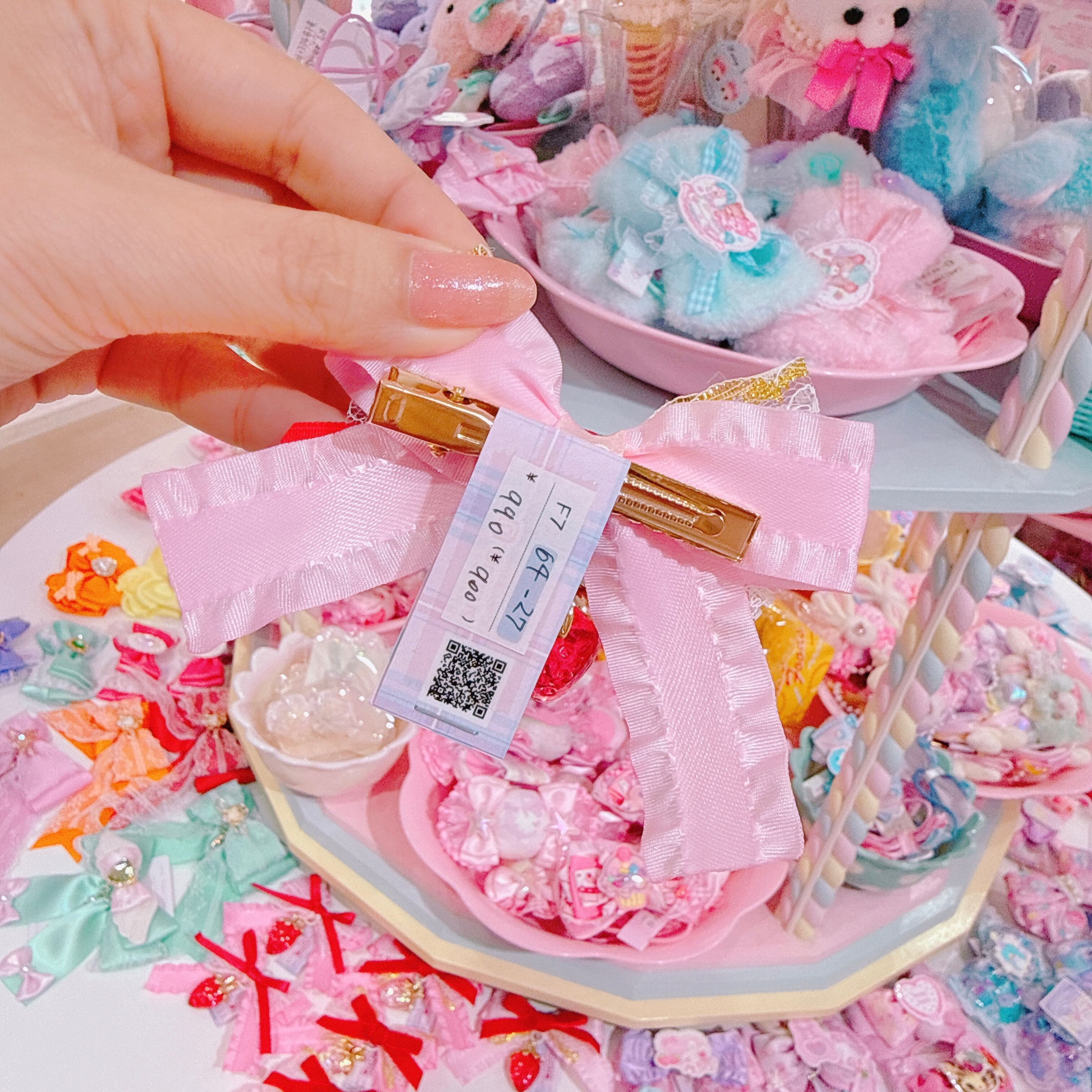 【F7】64-27いちごリボンヘアクリップ