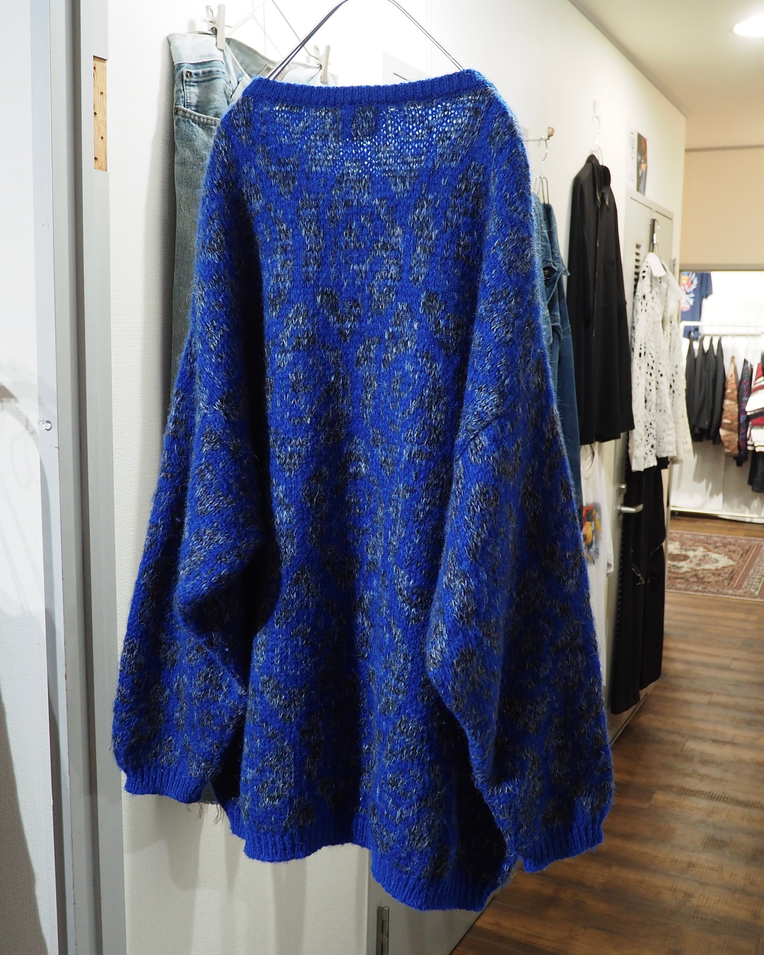 1980 - 90s ” Made in Italy - Benetton ” Beautiful Flower All Over Pattern Vintage Loose Knit