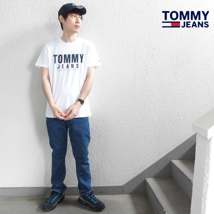 TOMMY JEANS トミージーンズ Tシャツ TJM CENTER CHEST TOMMY GRAPHIC