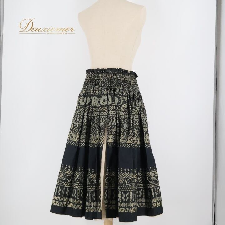 フラダンス 衣装 パウスカート ブラック系 ホワイト系 リバーシブル