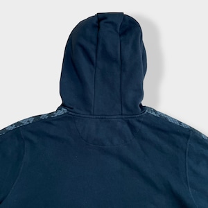 【PUMA】蛇柄 プーマ パーカー ロゴ プリントプルオーバー スウェット フーディー hoodie XL ビッグサイズ 袖 模様 切替 スポブラ 黒 us古着