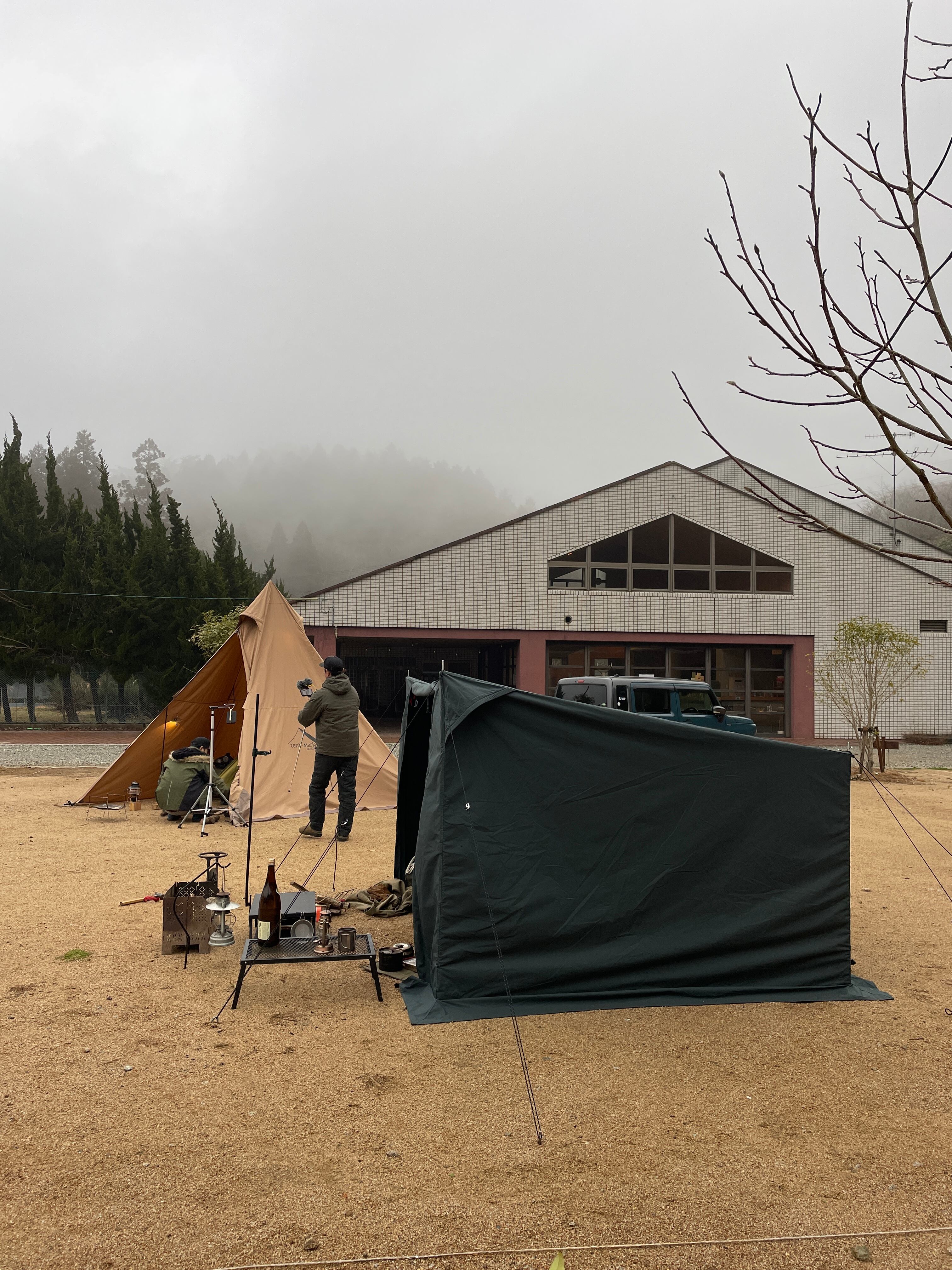 YouTuber【キャンプ男】さんのタキビベースのテントKUJYU