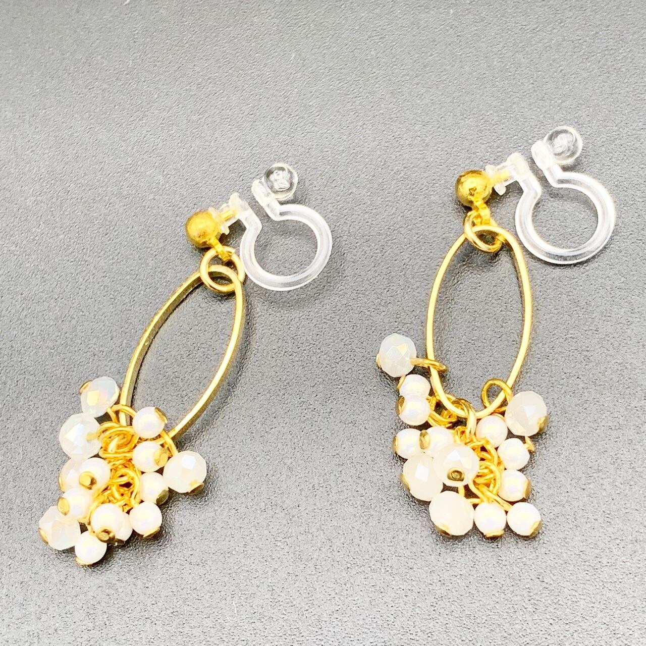 【1136】黄色の薔薇とパールビーズのピアス／イヤリング Innocent World｜薔薇とパールのイヤリングとピアス