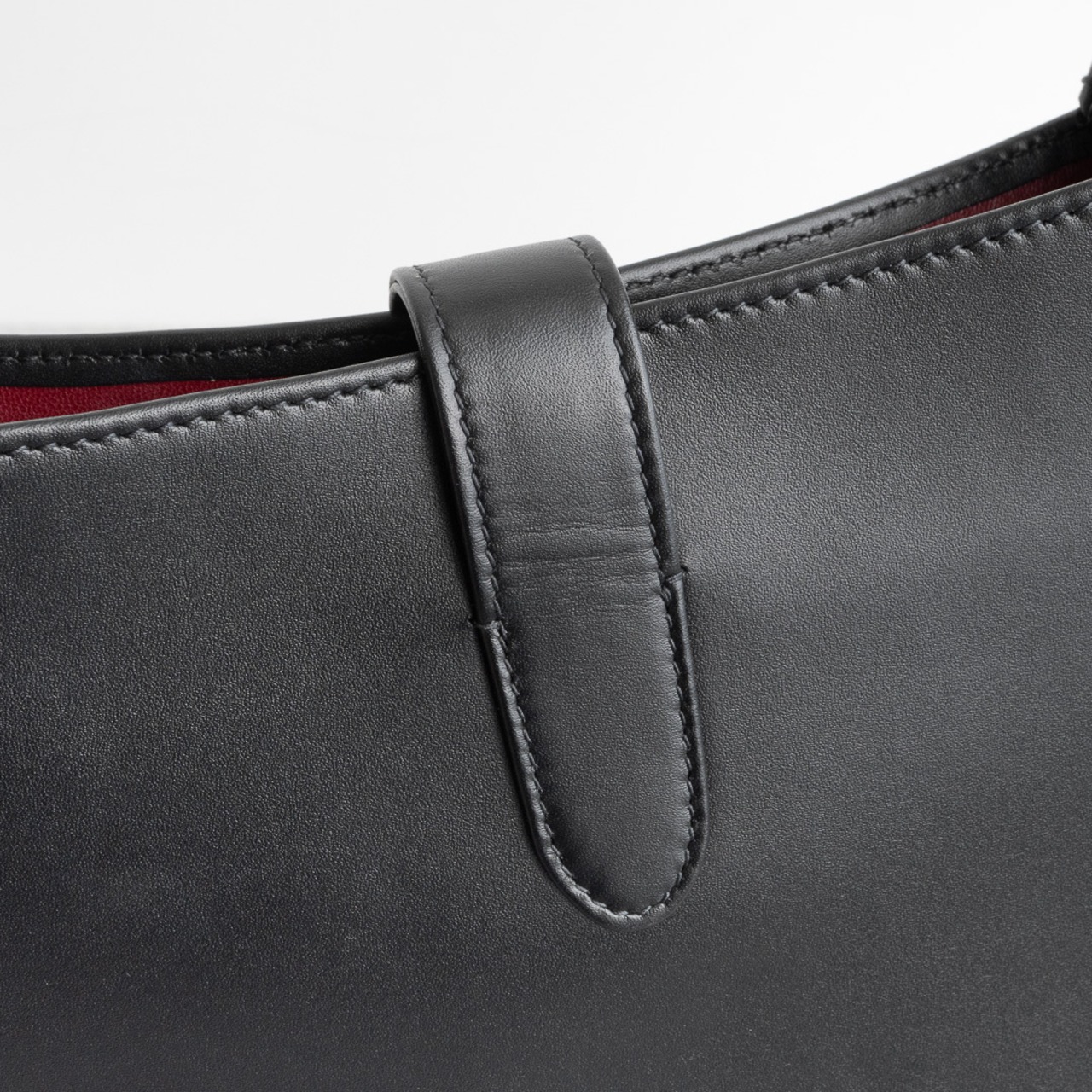 グッチ ジャッキー 1961 ミディアム ショルダーバッグ ブラック レッド レザー