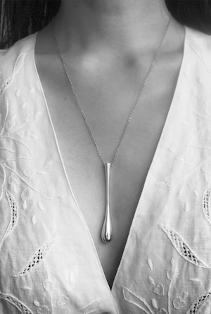 dropping necklace