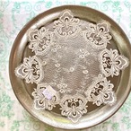 レースドイリー　ベージュ 30cm