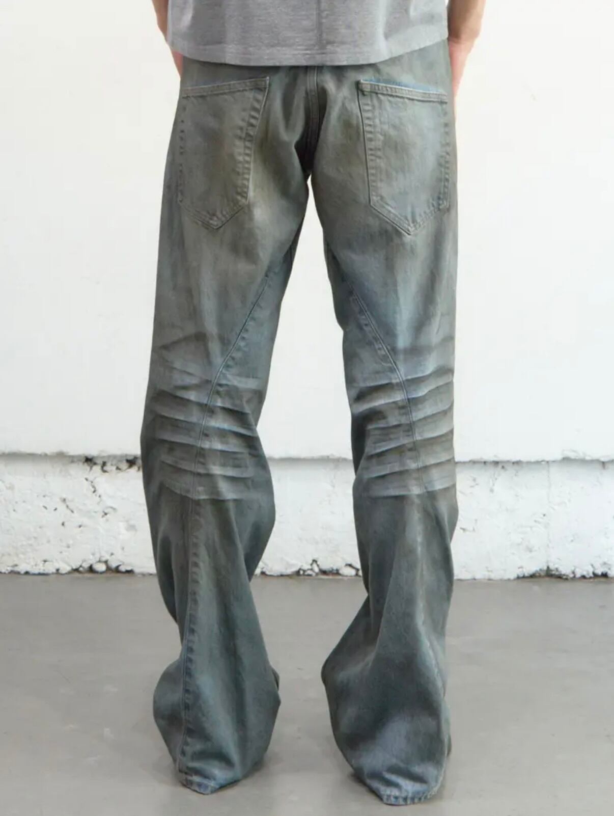 NVRFRGT | 3D TWISTED JEANS 3.0 | DIRTY FADEDE INDIGO | HOWDAY