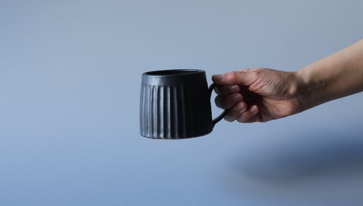 しのぎマグカップ 台形 大 黒