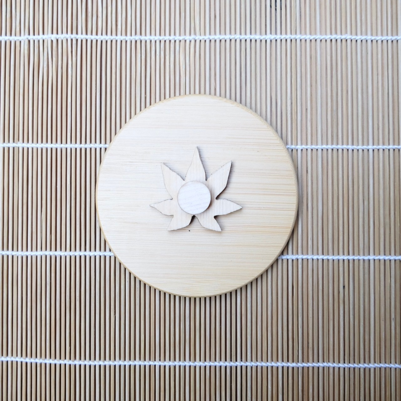 【ひのきマグネット】紅葉 ナチュラル ブローチ メモ留め アートパネル