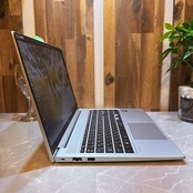 【美品 2021年式】HP ProBook 450 G8 / 第11世代 Core i7-1165G7 / メモリ16GB / SSD256GB