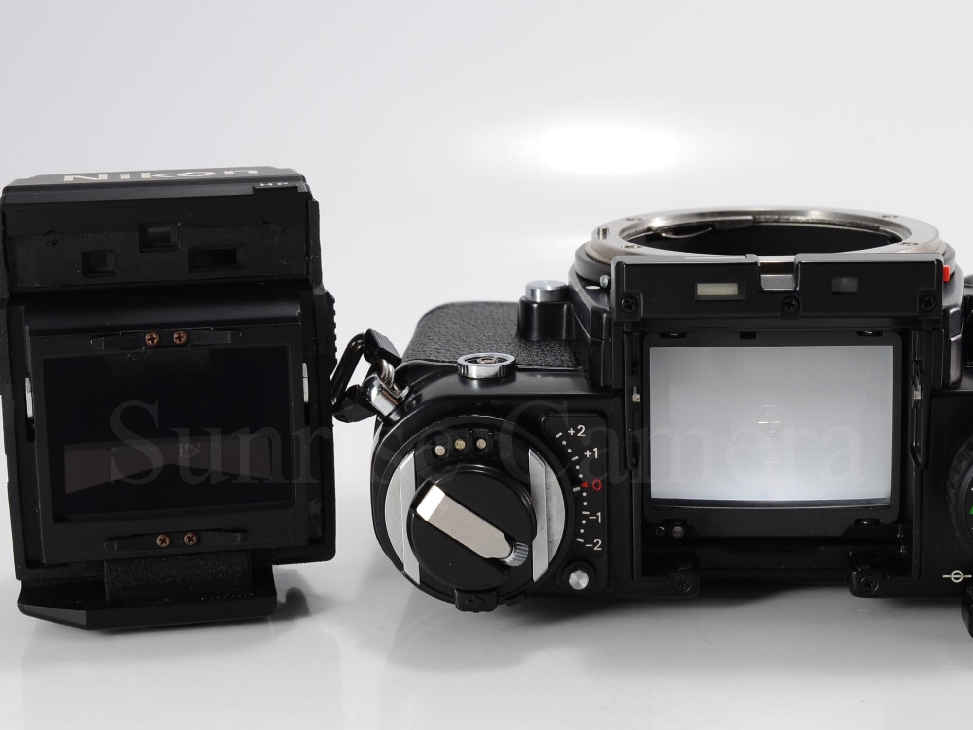 Nikon F3HP ボディ 整備済 CF-22ケース付 ニコン（60256