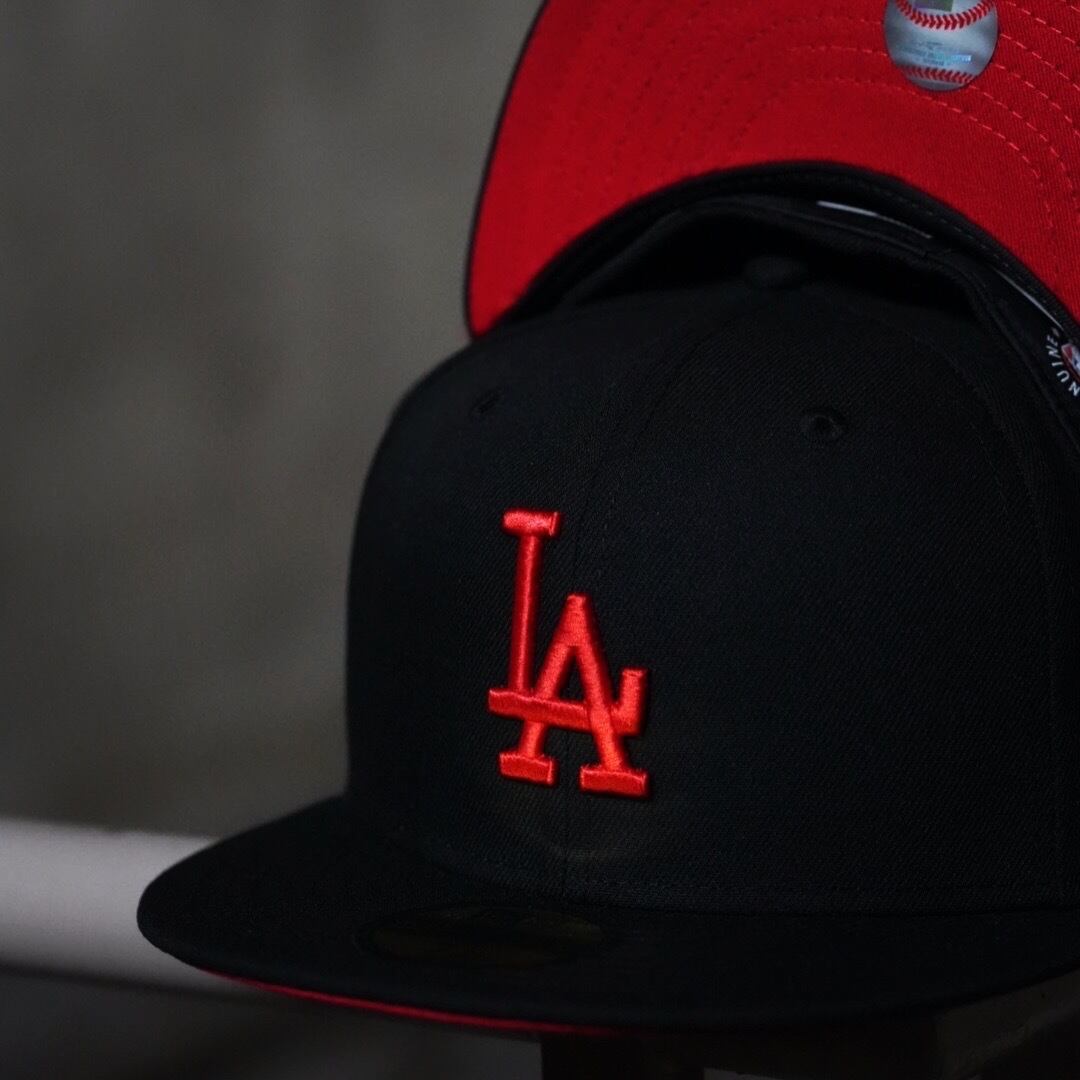 NewEra 59FIFTY×NZMUコラボLAドジャースキャップレッド1/2 New Era 59FIFTY×NZMUコラボLAドジャースキャップレッド3/8 - メルカリ
