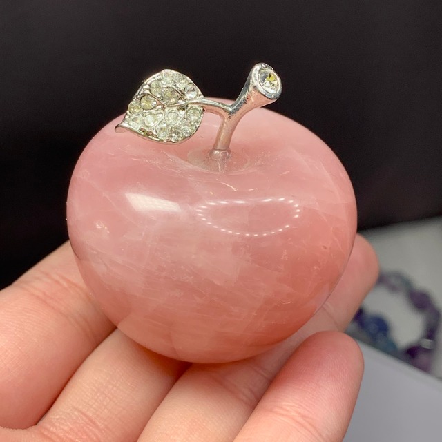 11.とっても可愛い♪ローズクォーツりんごさん♪