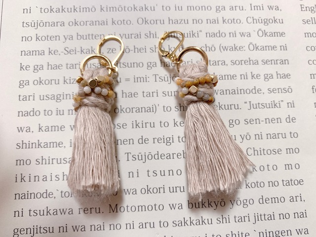 p_76 タッセルピアス&イヤリング