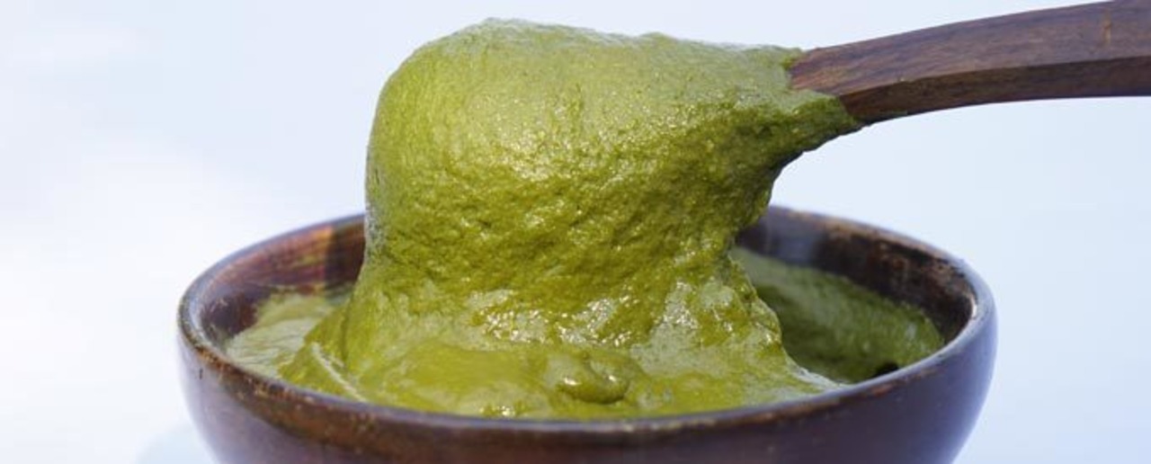 マハラニ ヘナ 石臼挽き 2023年産（500g）（無添加・植物だけの自然派  