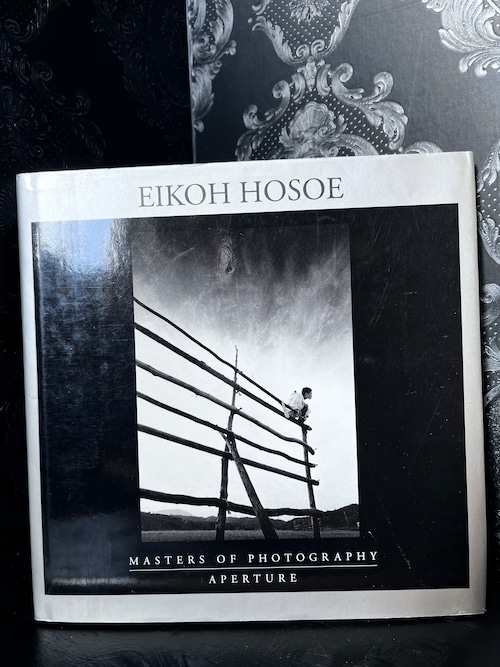 サイン　EIKOH HOSOE   MASTER OPHOTOGRAPHY APERTURE   細江英公写真集