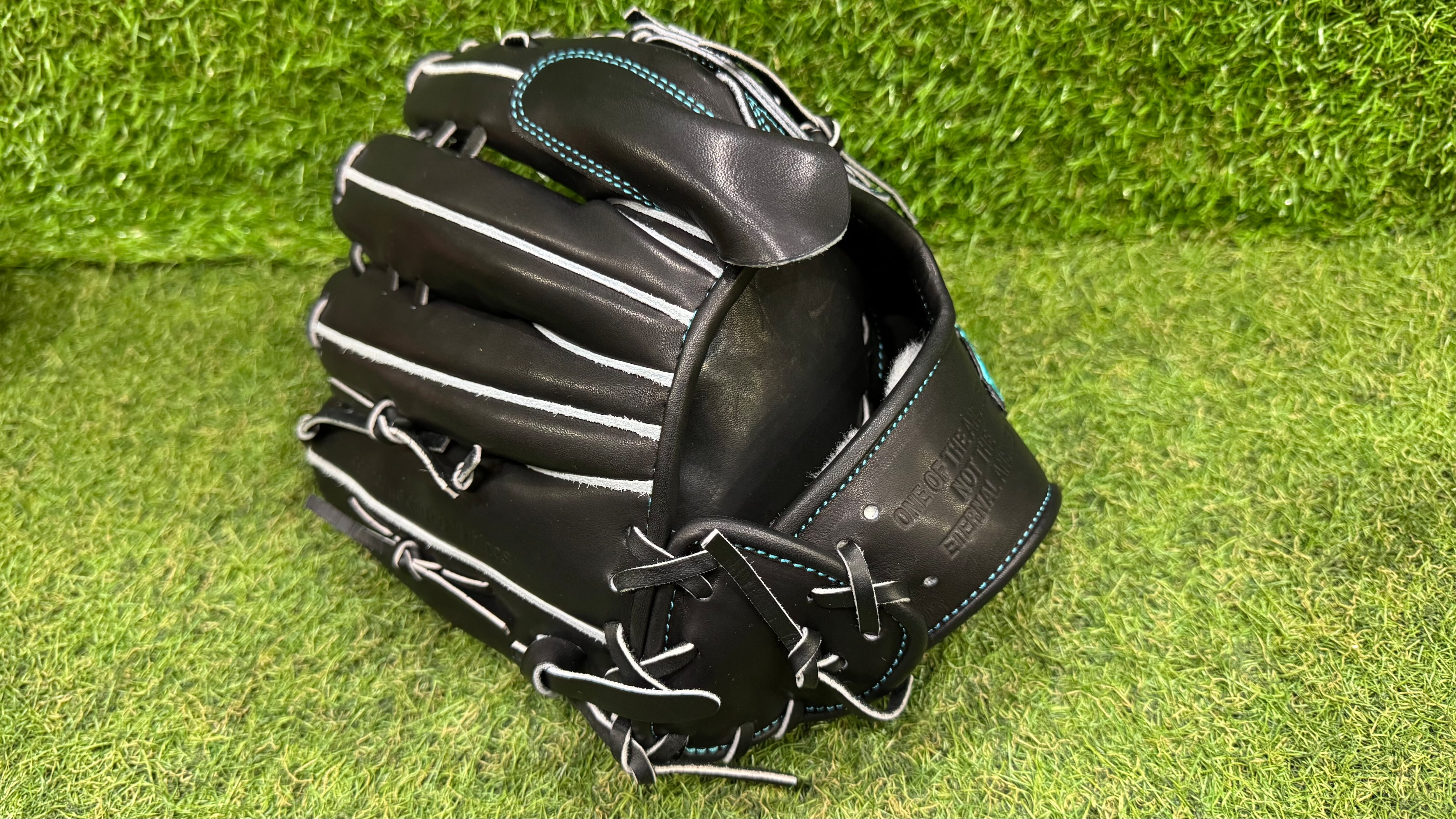 ONE 硬式投手用グラブ＃37高校野球対応 | ミツウマスポーツ