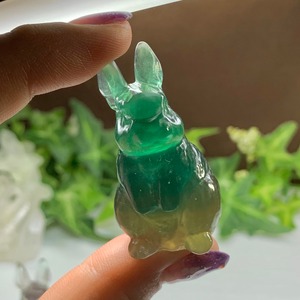 10.可愛いうさぎさん☆カラフルフローライトうさぎさん