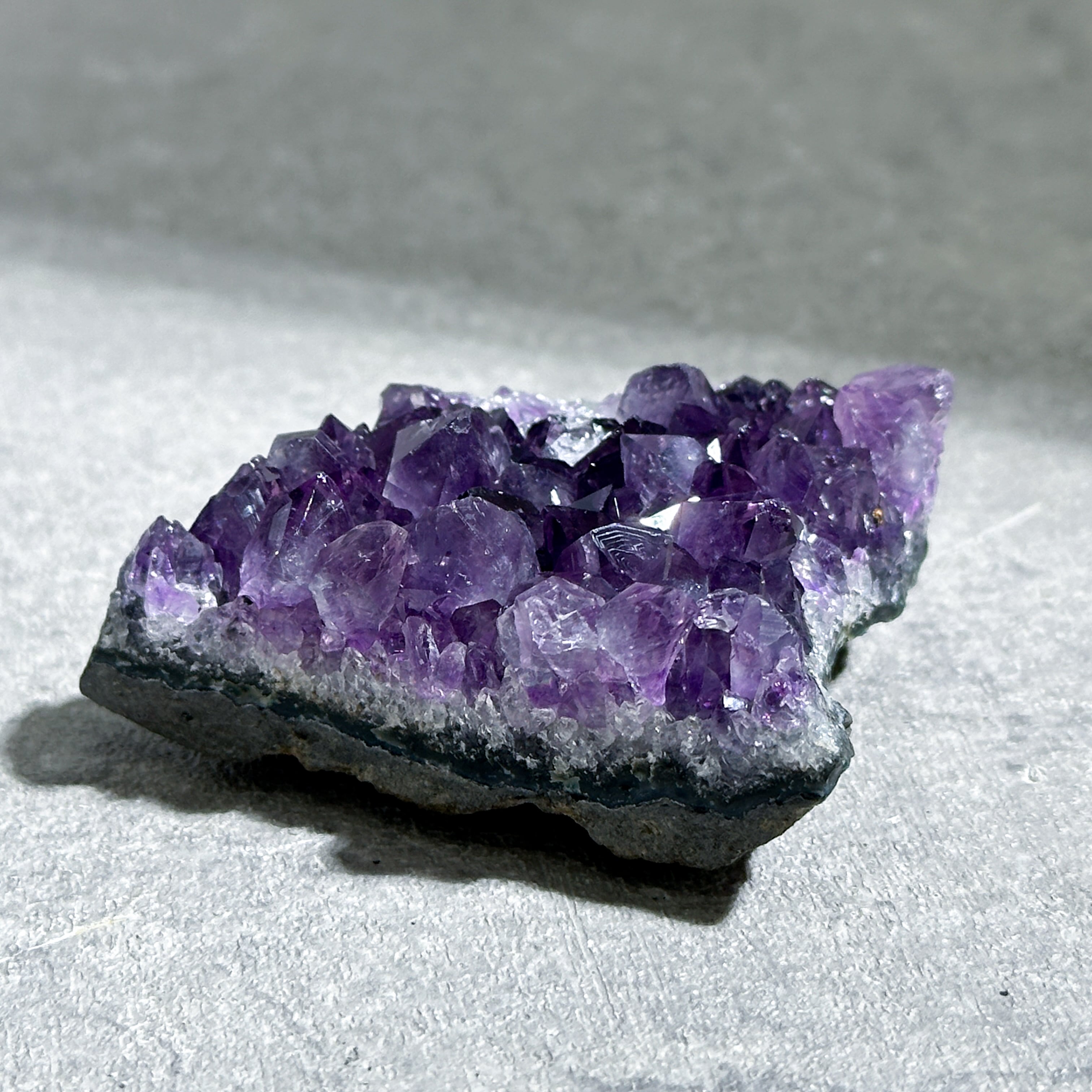 天使の指紋◎ウルグアイ産アメジスト 原石93◇ Amethyst