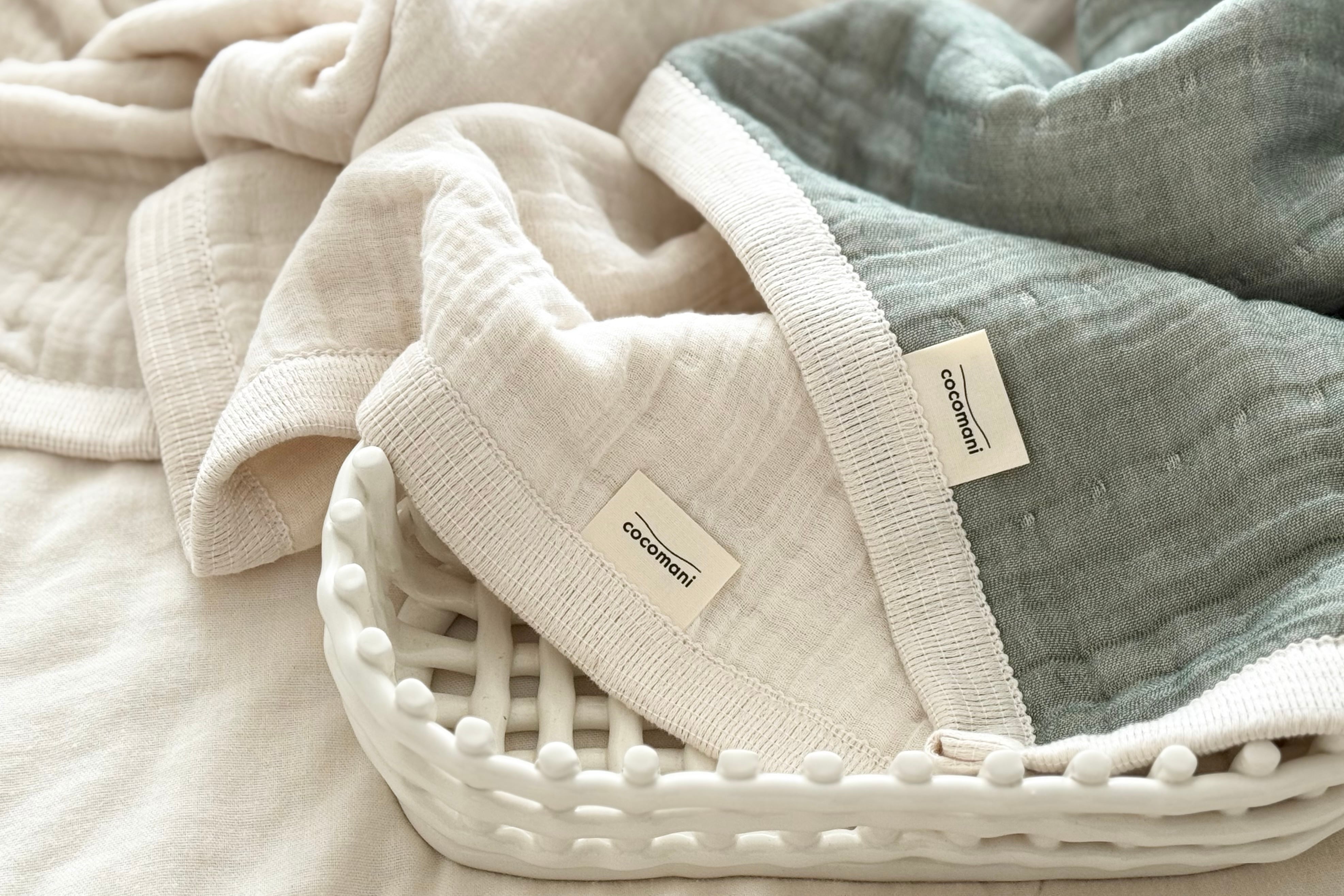 \先着100枚限定/ torotoro 8重ジャガード織 ガーゼケット Holiday season limited