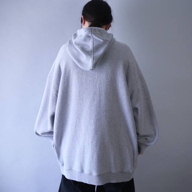 "GAP" over silhouette front logo sweat parka