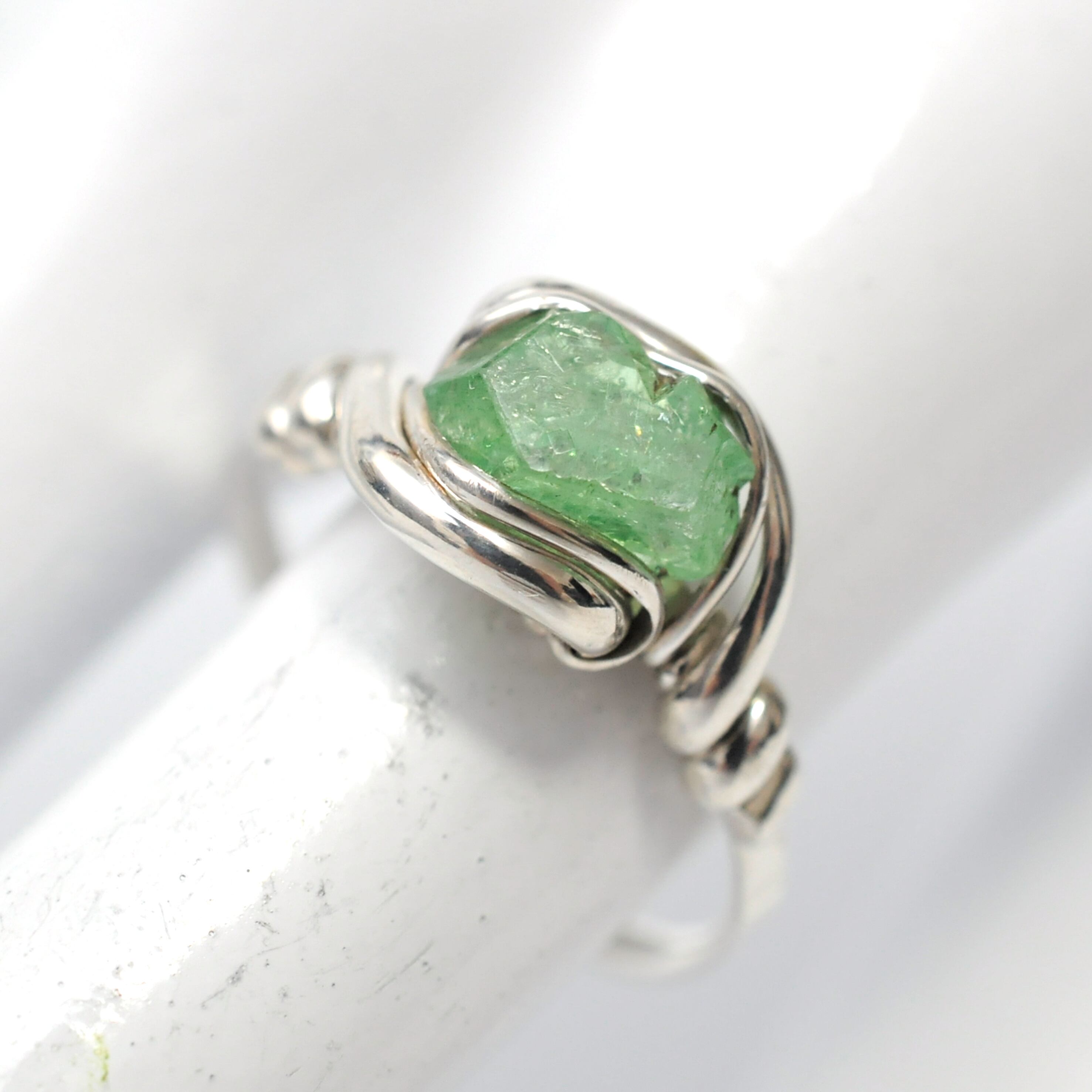 【リング】ツァボライトガーネット01【SV940】