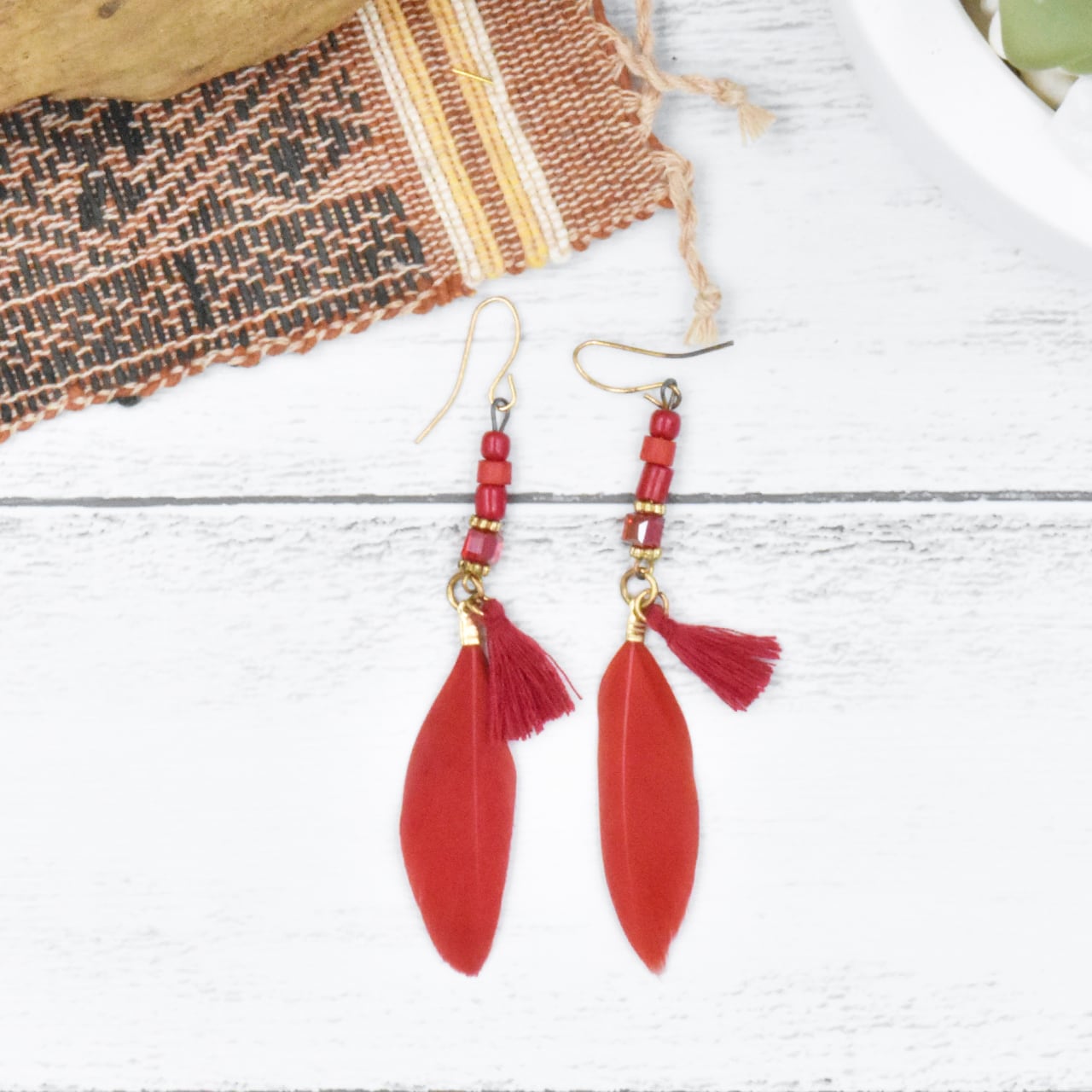 送料無料】P3 シンプル 羽 ピアス ピンク ネイビー レッド エスニック