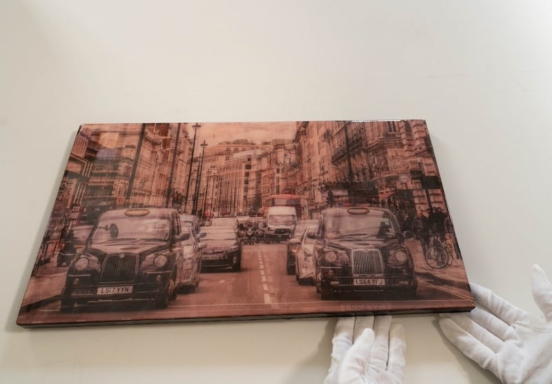 London / ロンドンの現代アート作品 絵画販売 | TOMOYA GALLERY STORE