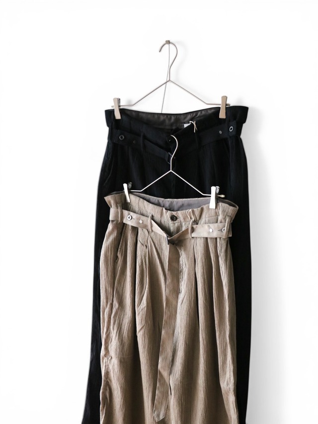 Ancellm  -BELTED CREPE TUCK SLACKS- / ANC-PT122 / アンセルム ベルテッドクレープタックスラックス