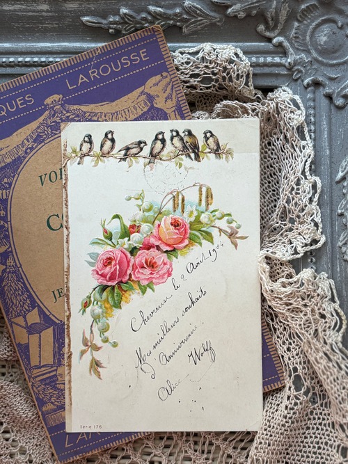 アンティークポストカード つばめと薔薇とすずらん Muguet Rose エンボス1904年 額装 インテリア フランス エンボス