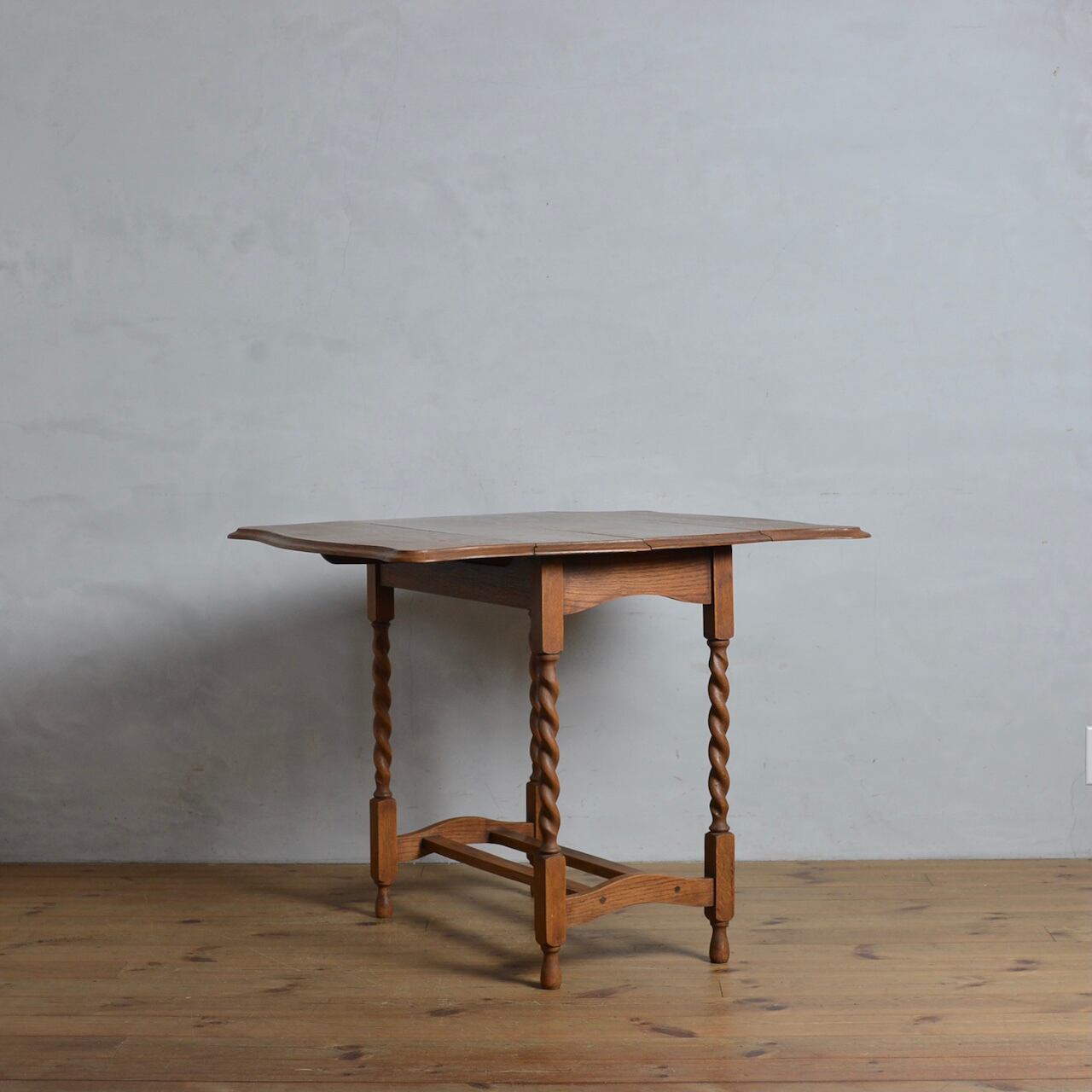 Drop Leaf Table / ドロップ リーフ テーブル〈ダイニング