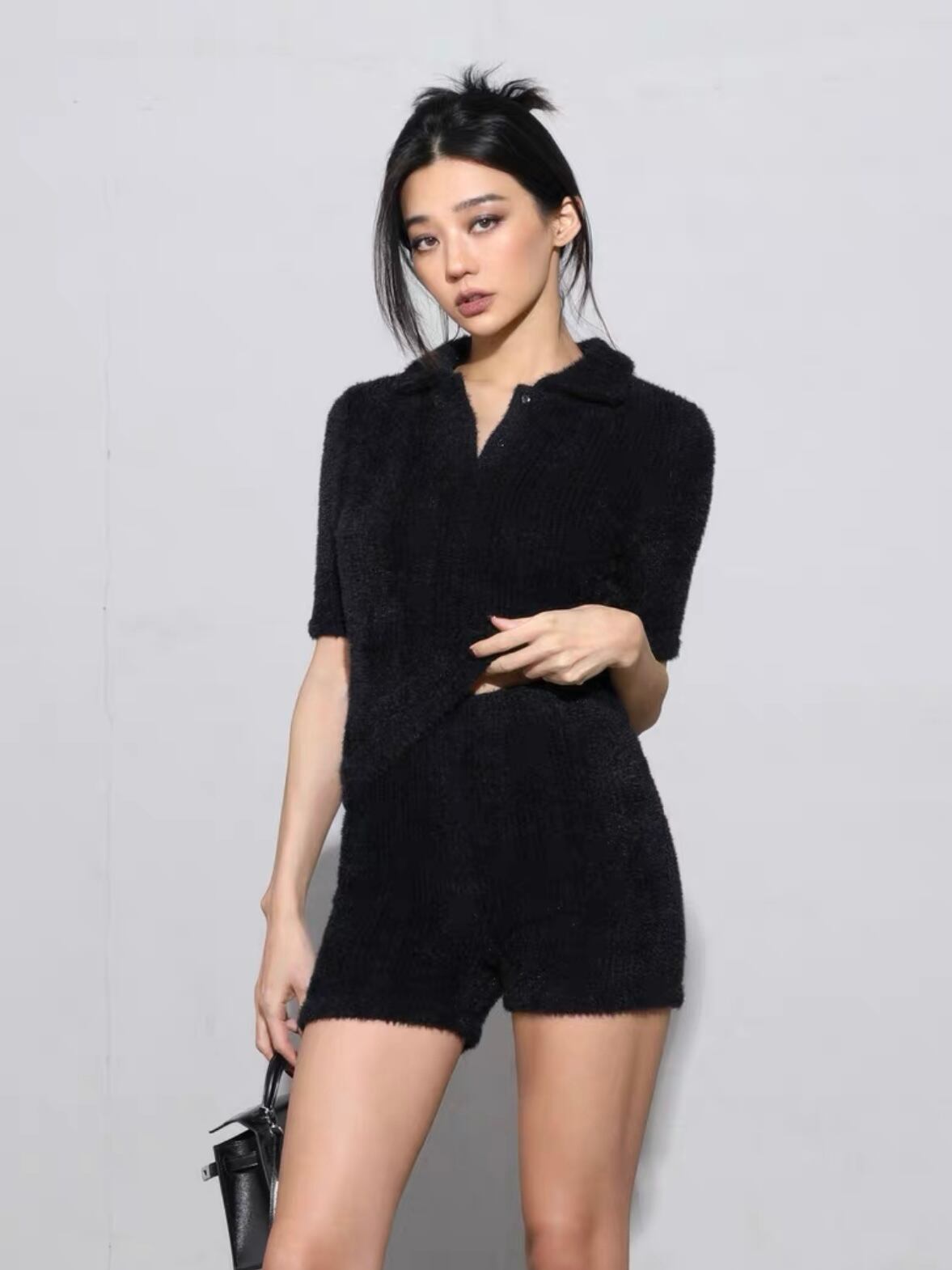 ブラックシャギートップス