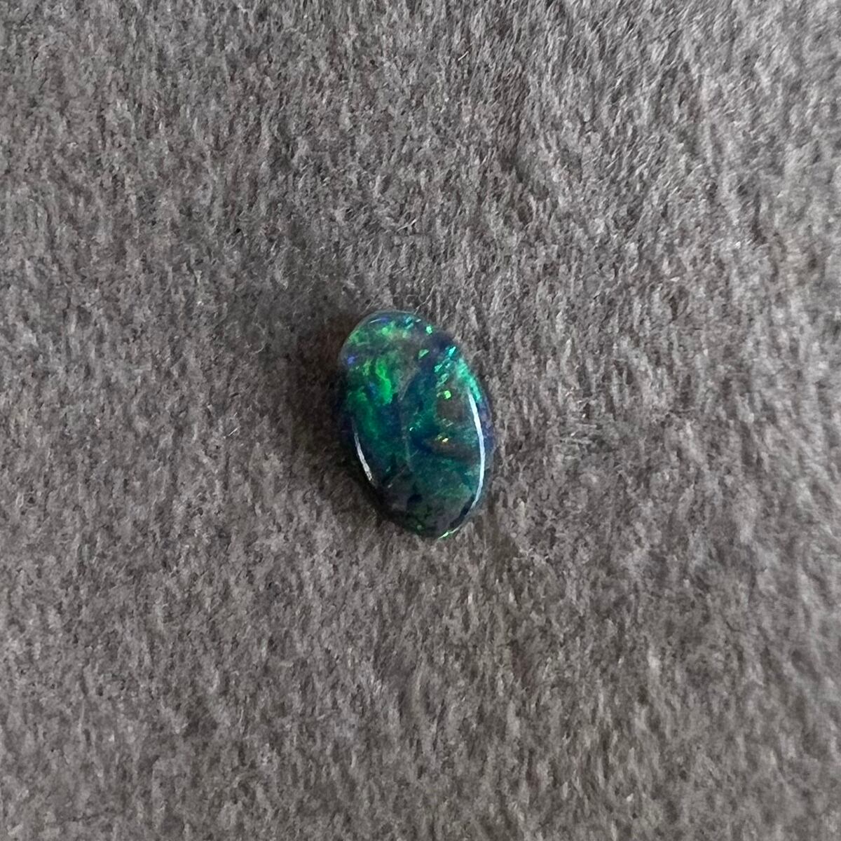 【なお】ブラックオパール Our new #blackopal #ブラックオパール まさに #宇宙 です